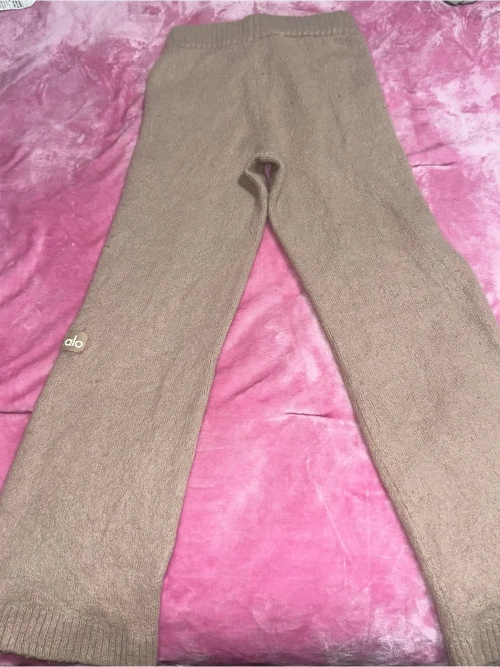 ALO Wool Cashmere Sweater & Pant Set